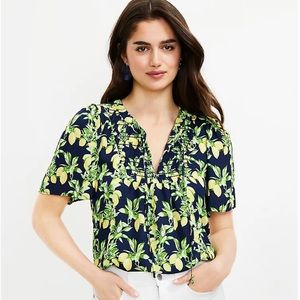 NWT Loft Lemon Top 🍋